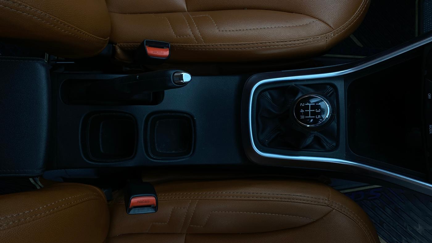 2018 Maruti S Cross ZETA 1.3, Diesel, Manual, 68,400 km, Gear Lever