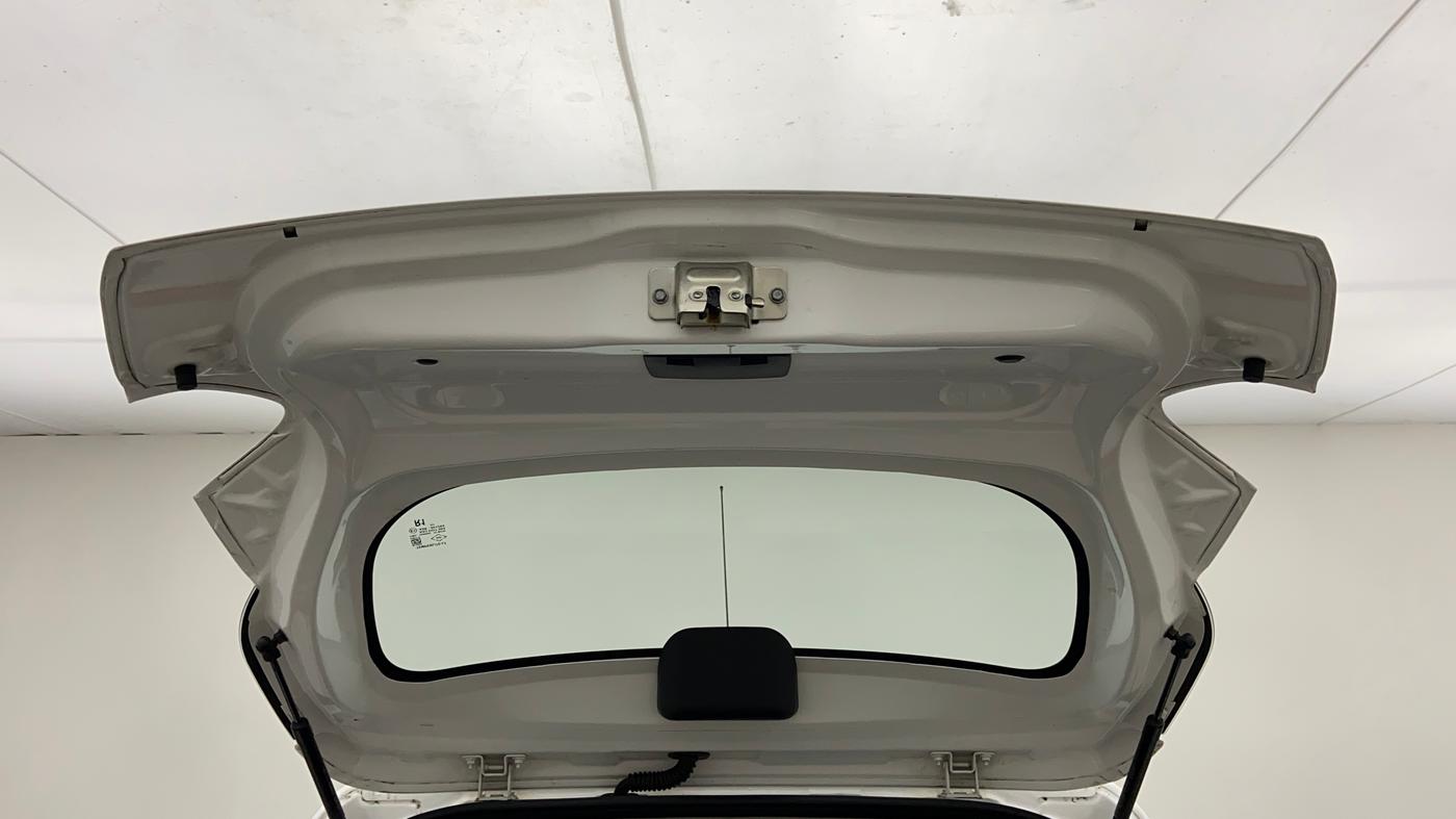 2017 Renault Kwid 1.0 RXL AT, Petrol, Automatic, 26,608 km, Boot Door Open