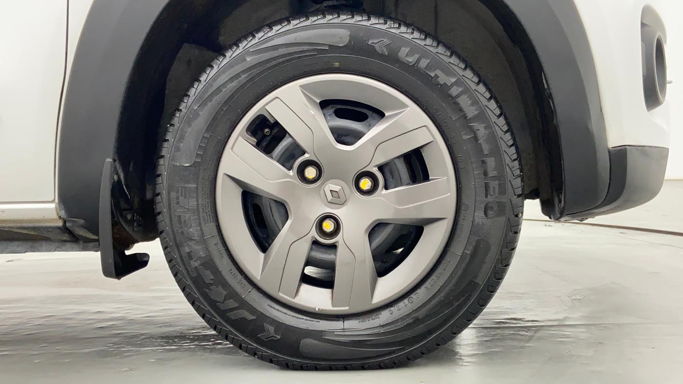 2017 Renault Kwid 1.0 RXL AT, Petrol, Automatic, 26,608 km, Right Front Wheel