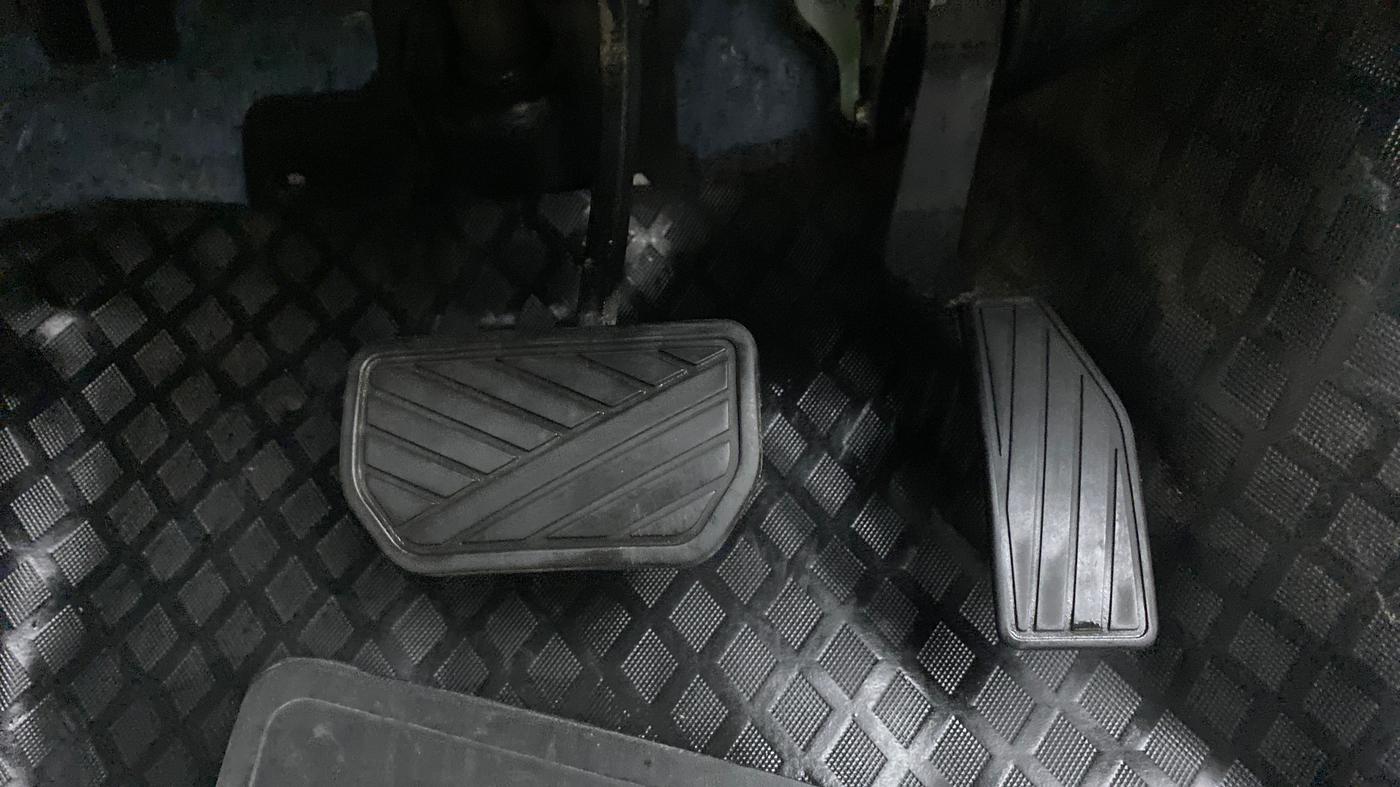 2017 Maruti Celerio ZXI AMT (O), Petrol, Automatic, 67,364 km, Pedals