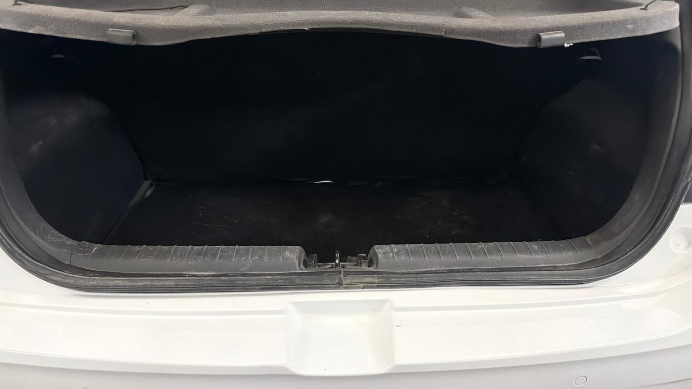 2022 Hyundai GRAND I10 NIOS SPORTZ AMT 1.2 KAPPA VTVT, Petrol, Automatic, 28,555 km, Boot Inside