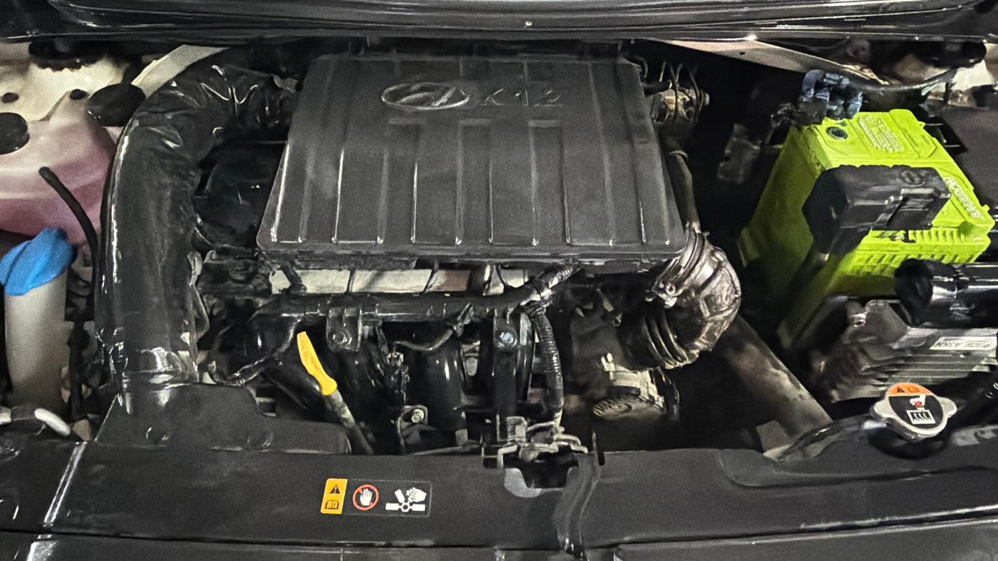 2022 Hyundai GRAND I10 NIOS SPORTZ AMT 1.2 KAPPA VTVT, Petrol, Automatic, 28,555 km, Engine View
