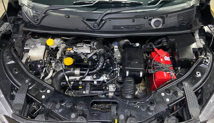 2024 Nissan MAGNITE Kuro Edition 1.0  MT , Petrol, Manual, 33,838 km, Engine View