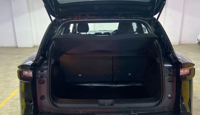 2024 Nissan MAGNITE Kuro Edition 1.0  MT , Petrol, Manual, 33,838 km, Boot Inside
