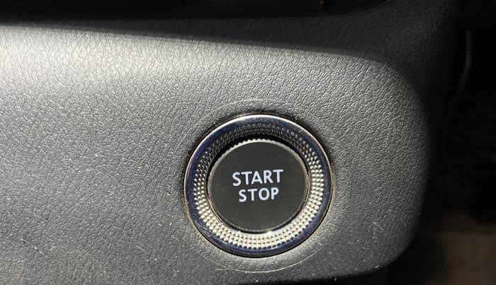 2024 Nissan MAGNITE Kuro Edition 1.0  MT , Petrol, Manual, 33,838 km, Keyless Start/ Stop Button