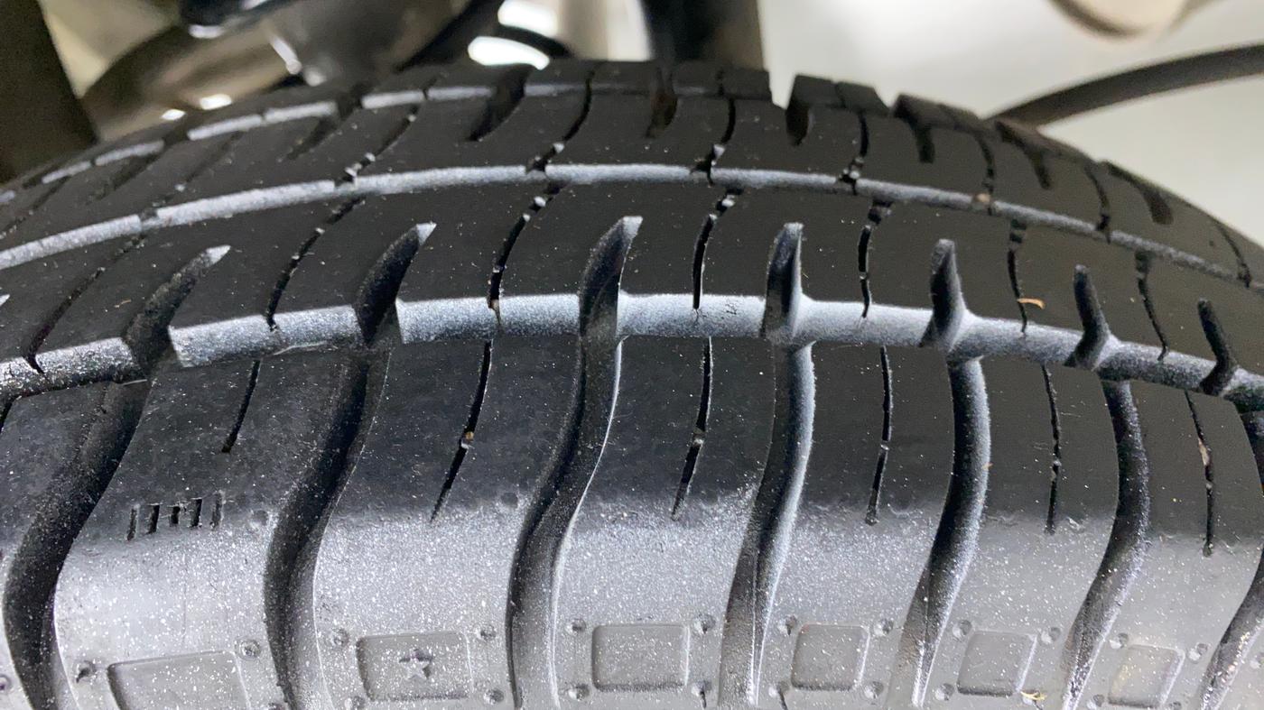 2019 Maruti Alto 800 VXI, Petrol, Manual, 14,021 km, Right Rear Tyre Tread