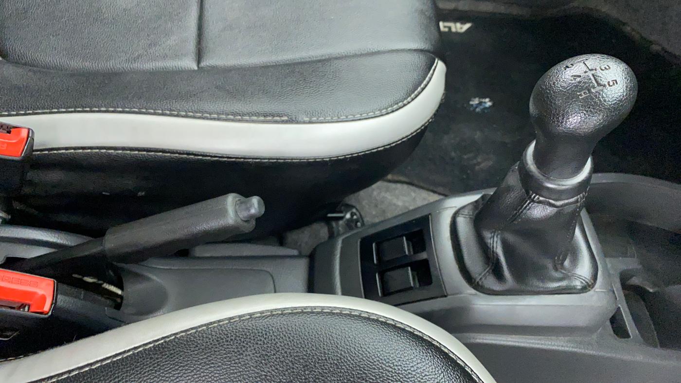 2019 Maruti Alto 800 VXI, Petrol, Manual, 14,021 km, Gear Lever