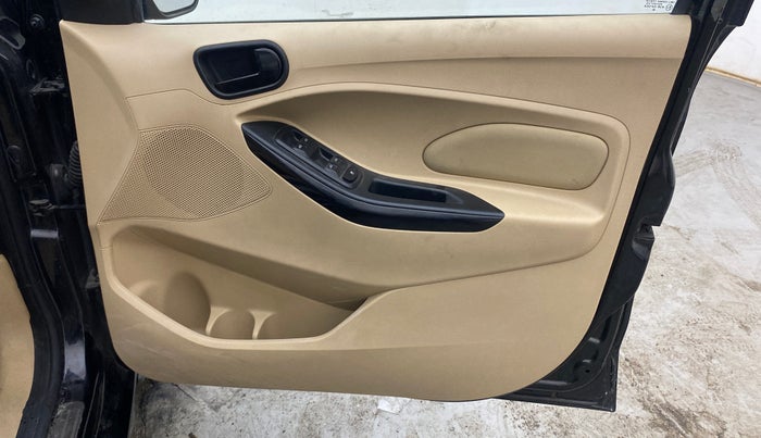 2018 Ford Figo Aspire TITANIUM1.5 DIESEL, Diesel, Manual, 61,550 km, Driver Side Door Panels Control