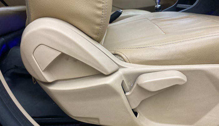 2018 Ford Figo Aspire TITANIUM1.5 DIESEL, Diesel, Manual, 61,550 km, Driver Side Adjustment Panel