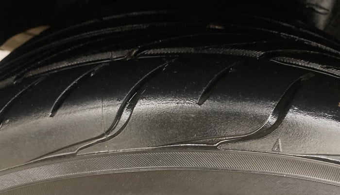 2018 Ford Figo Aspire TITANIUM1.5 DIESEL, Diesel, Manual, 61,550 km, Right Rear Tyre Tread