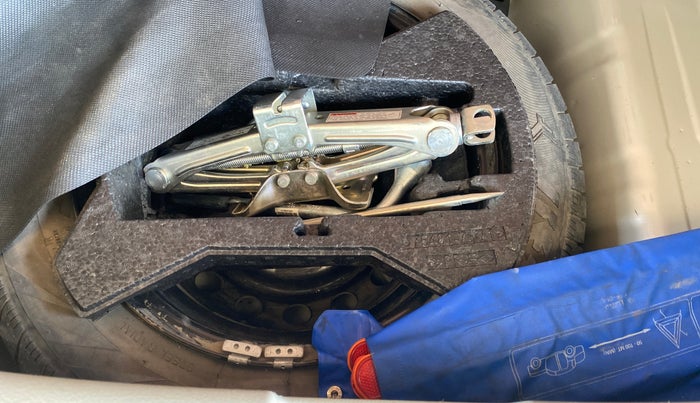 2016 Maruti Celerio VXI AMT (O), Petrol, Automatic, 56,830 km, Spare Tyre