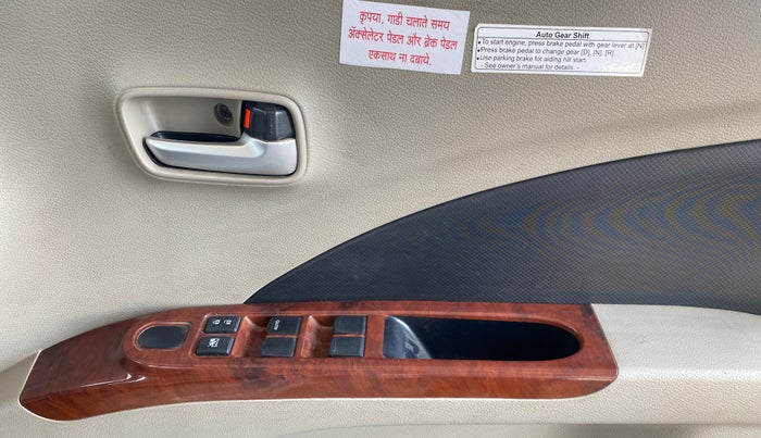 2016 Maruti Celerio VXI AMT (O), Petrol, Automatic, 56,830 km, Driver Side Door Panels Control