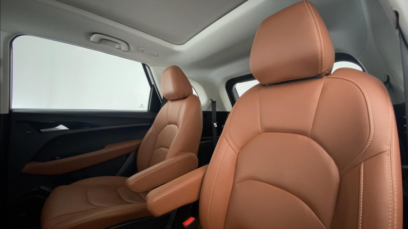 2020 MG HECTOR PLUS SHARP DCT, Petrol, Automatic, 19,595 km, Right Side Rear Door Cabin