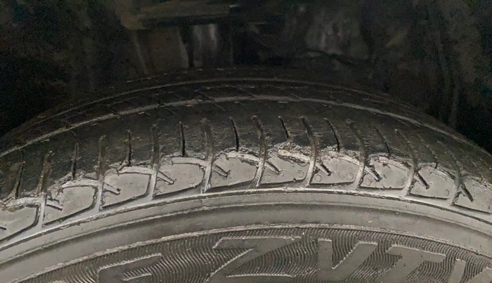 2021 Toyota YARIS G MT, Petrol, Manual, 44,822 km, Right Front Tyre Tread