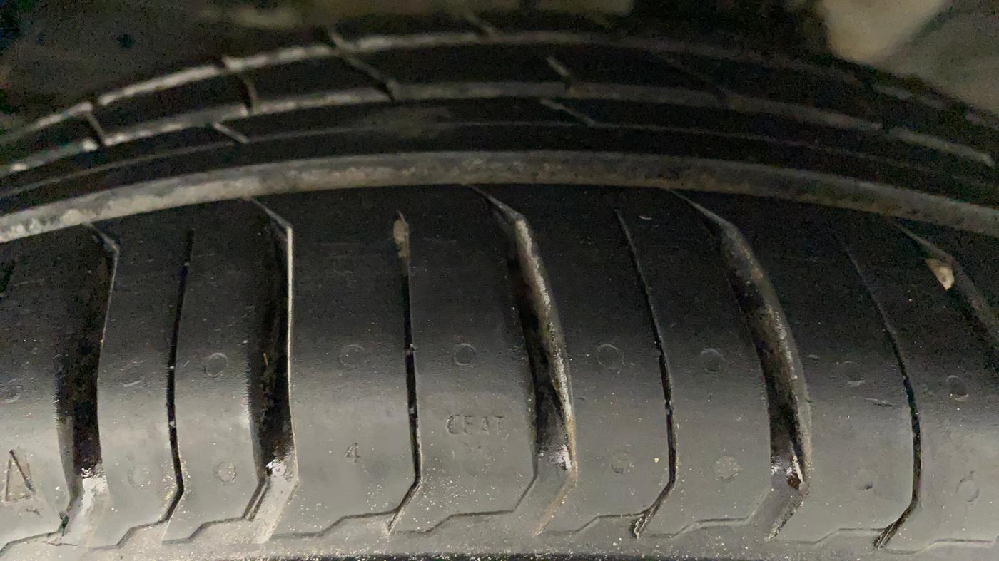 2015 Nissan Micra XV CVT, Petrol, Automatic, 54,854 km, Left Front Tyre Tread