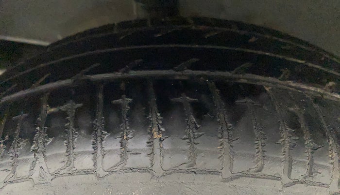 2015 Nissan Micra XV CVT, Petrol, Automatic, 54,854 km, Right Rear Tyre Tread