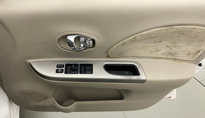 2015 Nissan Micra XV CVT, Petrol, Automatic, 54,854 km, Driver Side Door Panels Control