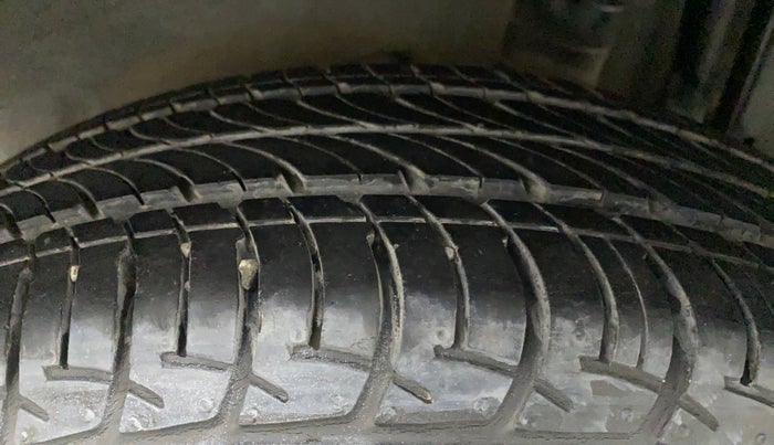 2015 Nissan Micra XV CVT, Petrol, Automatic, 54,854 km, Left Rear Tyre Tread