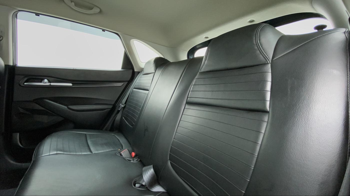 2019 KIA SELTOS HTK PLUS 1.5 PETROL, Petrol, Manual, 14,438 km, Right Side Rear Door Cabin