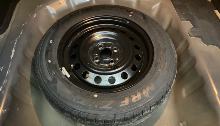 2016 Maruti Ciaz VXI+, Petrol, Manual, 53,901 km, Spare Tyre