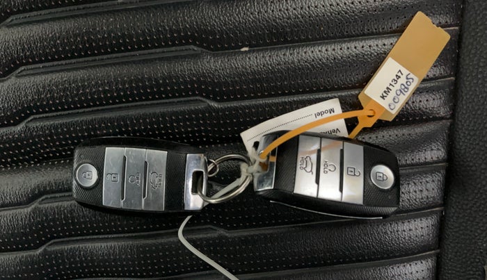2020 KIA SONET GTX PLUS 1.5 AT, Diesel, Automatic, 86,738 km, Key Close Up