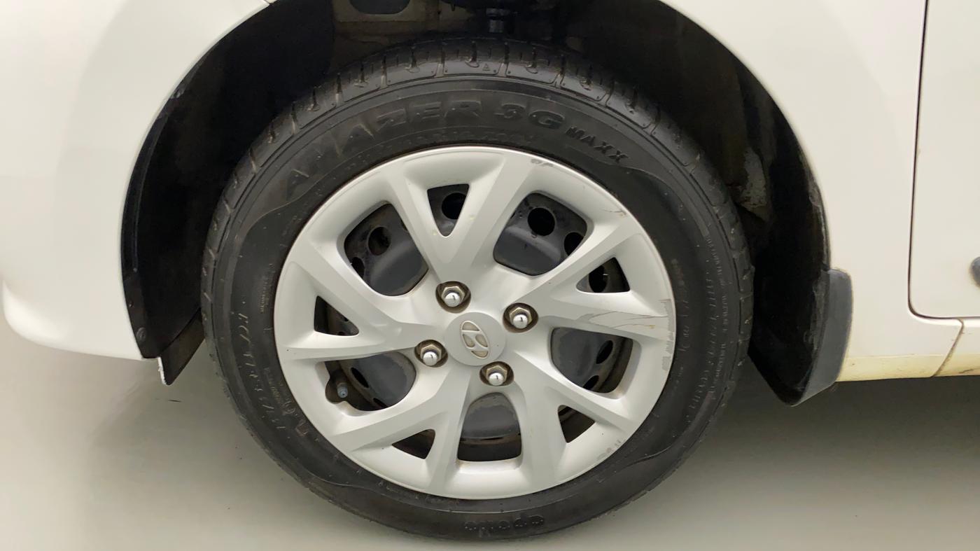 2018 Hyundai Grand i10 SPORTZ 1.2 KAPPA VTVT, Petrol, Manual, 19,052 km, Left Front Wheel