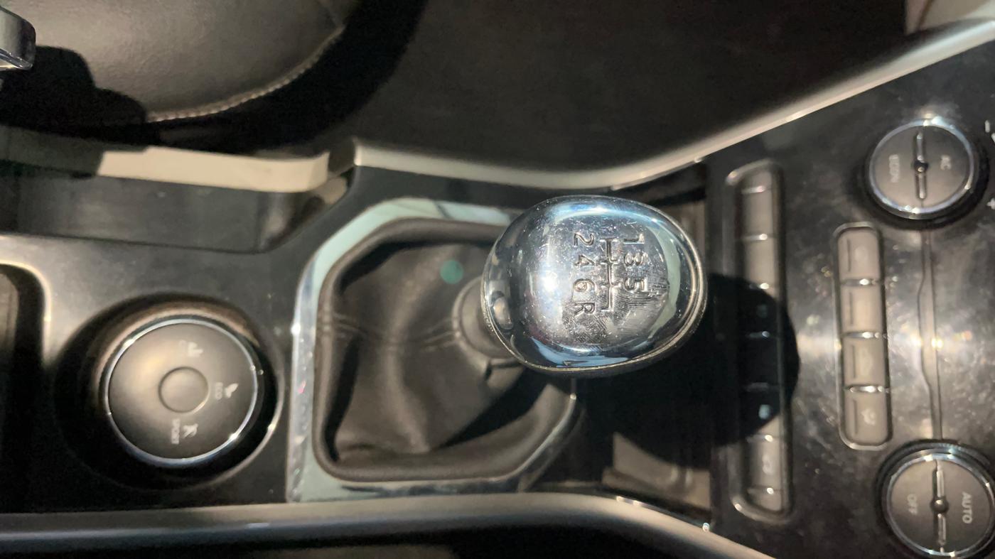 2019 Tata NEXON XZ PLUS PETROL, Petrol, Manual, 76,610 km, Gear Lever