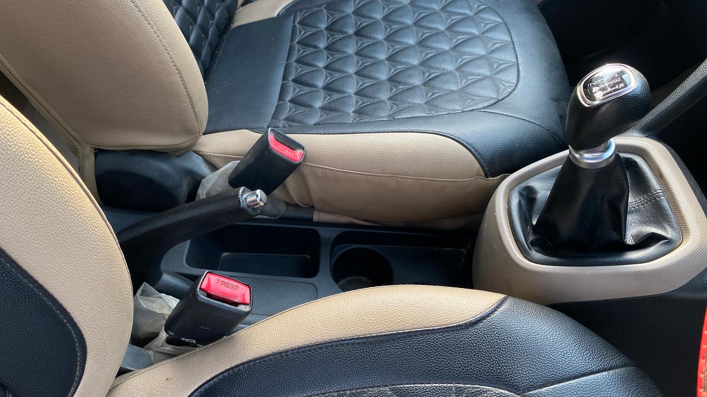 2019 Hyundai Grand i10 SPORTZ 1.2 KAPPA VTVT, Petrol, Manual, 71,563 km, Gear Lever