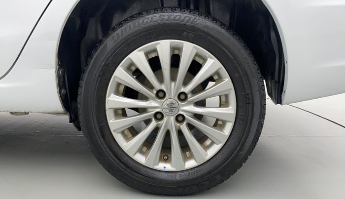 2016 Maruti Ciaz  ZDI SHVS, Diesel, Manual, 83,077 km, Left Rear Wheel