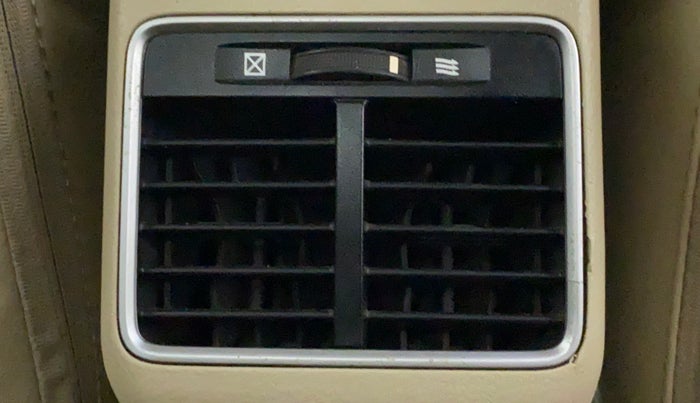 2016 Maruti Ciaz  ZDI SHVS, Diesel, Manual, 83,077 km, Rear AC Vents