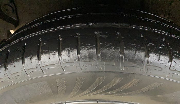 2019 Hyundai GRAND I10 NIOS SPORTZ AMT 1.2 KAPPA VTVT, Petrol, Automatic, 37,888 km, Right Rear Tyre Tread