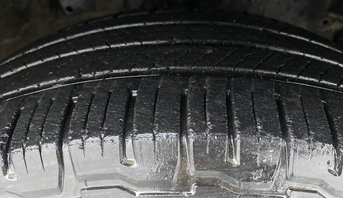 2015 Honda CRV 2.0 2WD AT, Petrol, Automatic, 70,654 km, Right Front Tyre Tread