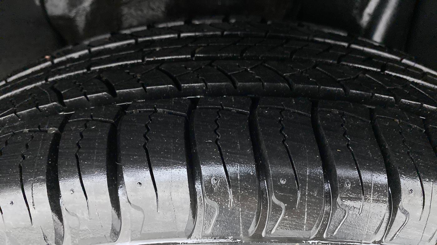 2015 Honda CRV 2.0 2WD AT, Petrol, Automatic, 70,654 km, Left Rear Tyre Tread
