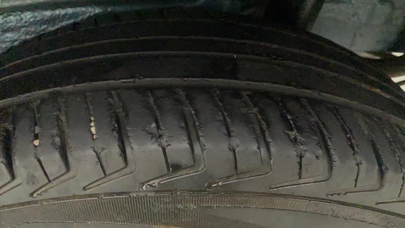 2021 Maruti New Wagon-R LXI CNG 1.0, CNG, Manual, 31,051 km, Right Front Tyre Tread