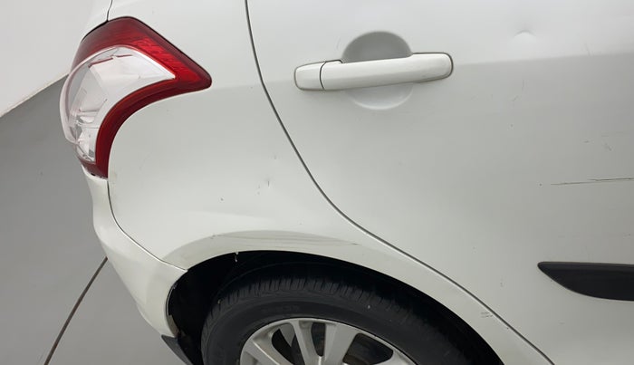 2012 Maruti Swift ZDI, Diesel, Manual, 87,281 km, Right quarter panel - Minor scratches