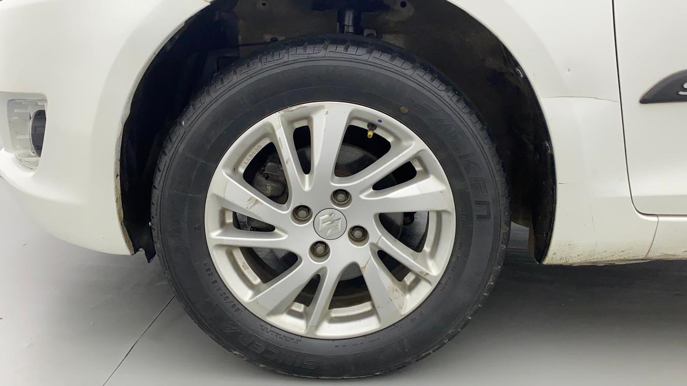 2012 Maruti Swift ZDI, Diesel, Manual, 87,281 km, Left Front Wheel