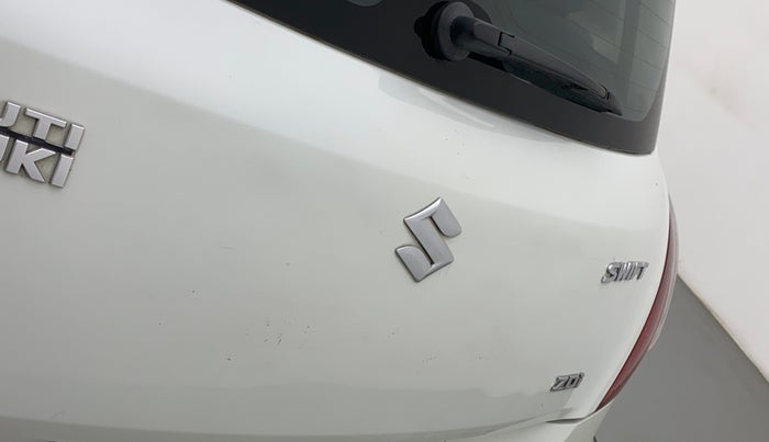 2012 Maruti Swift ZDI, Diesel, Manual, 87,281 km, Dicky (Boot door) - Slightly dented