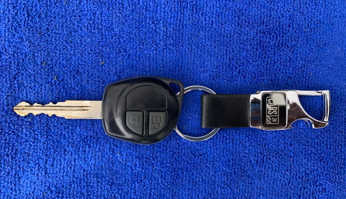 2012 Maruti Swift ZDI, Diesel, Manual, 87,281 km, Key Close Up