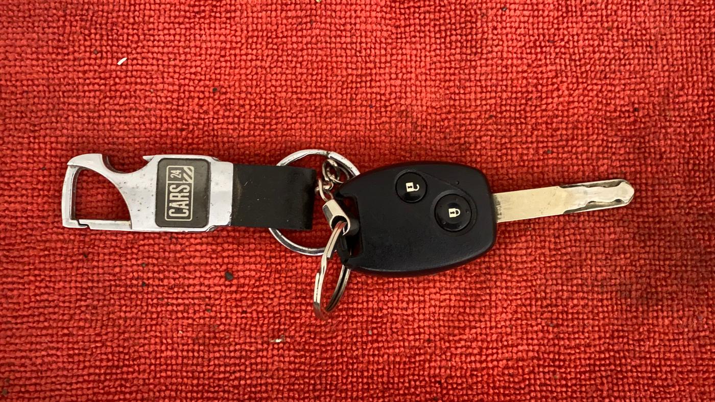 2012 Honda Brio S MT, Petrol, Manual, 42,453 km, Key Close Up