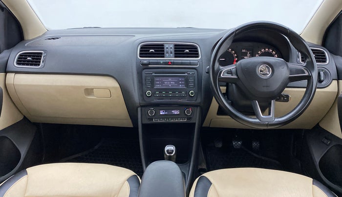 2017 Skoda Rapid 1.5 TDI MT AMBITION, Diesel, Manual, 49,514 km, Dashboard