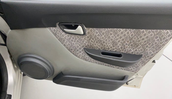 2019 Maruti Alto 800 LXI, Petrol, Manual, 27,517 km, Driver Side Door Panels Controls