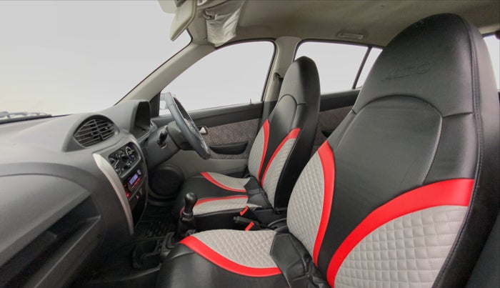 2019 Maruti Alto 800 LXI, Petrol, Manual, 27,517 km, Right Side Front Door Cabin View