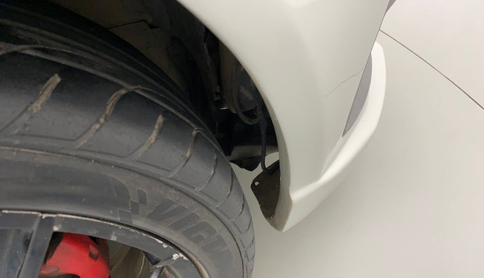 2015 Maruti Swift ZDI, Diesel, Manual, 72,093 km, Right fender - Lining loose
