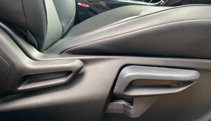 2022 Tata NEXON XZ PLUS (O) PETROL DARK EDITION, Petrol, Manual, 12,954 km, Driver Side Adjustment Panel