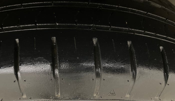 2022 Toyota Glanza S, Petrol, Manual, 15,849 km, Left Rear Tyre Tread