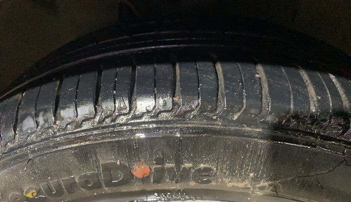 2020 Tata TIGOR XZ PLUS PETROL, Petrol, Manual, 43,981 km, Left Front Tyre Tread