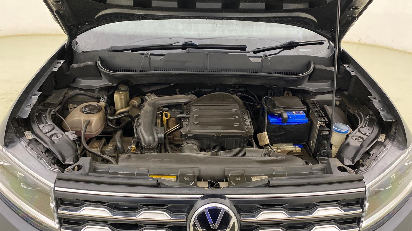 2022 Volkswagen TAIGUN TOPLINE 1.0 TSI MT, Petrol, Manual, 1,00,095 km, Engine View