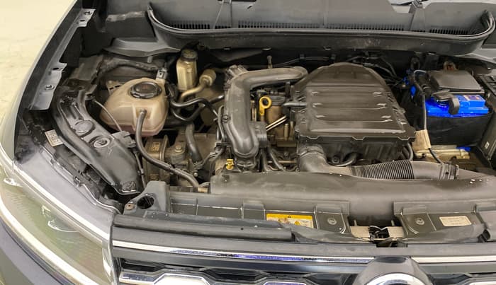 2022 Volkswagen TAIGUN TOPLINE 1.0 TSI MT, Petrol, Manual, 1,00,095 km, Engine View - Right