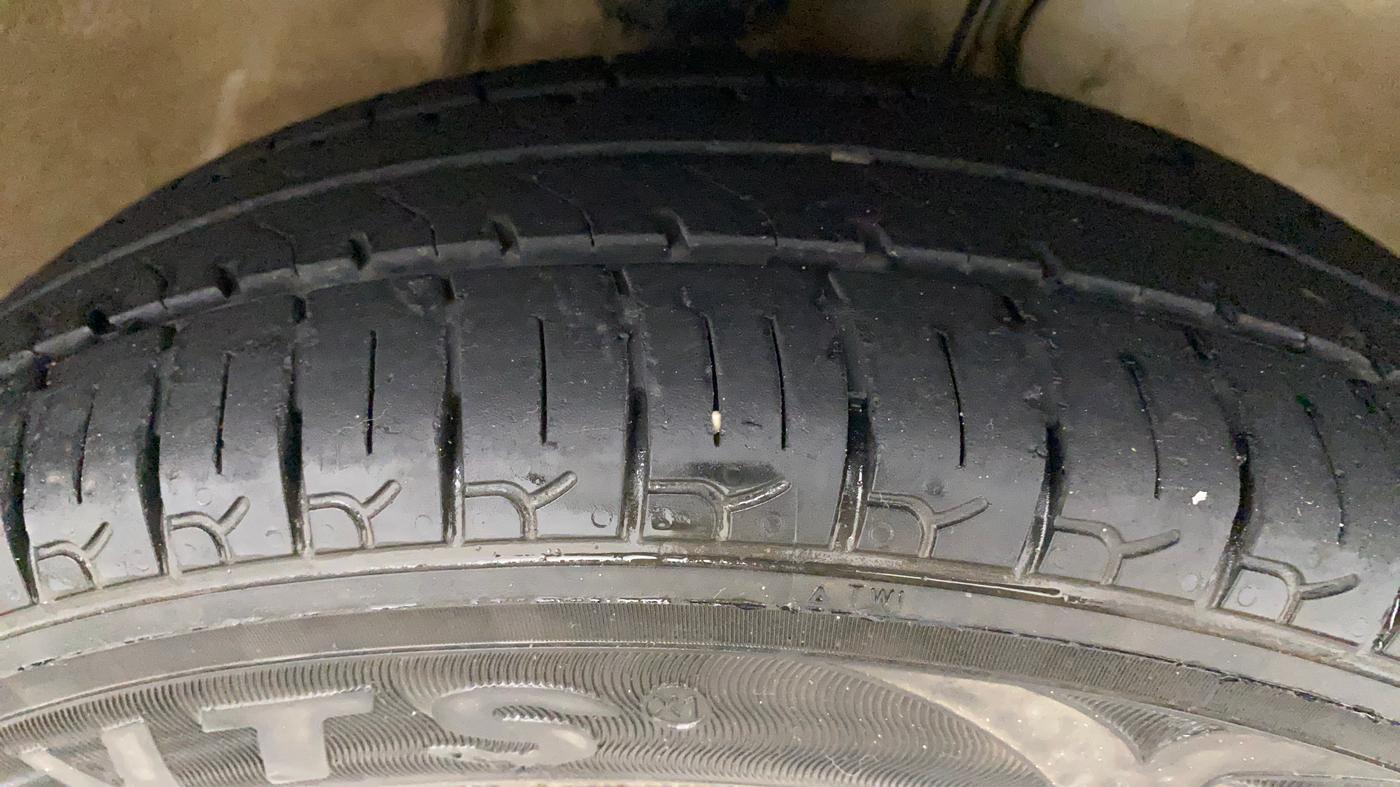 2019 Maruti Alto LXI, Petrol, Manual, 58,976 km, Right Front Tyre Tread