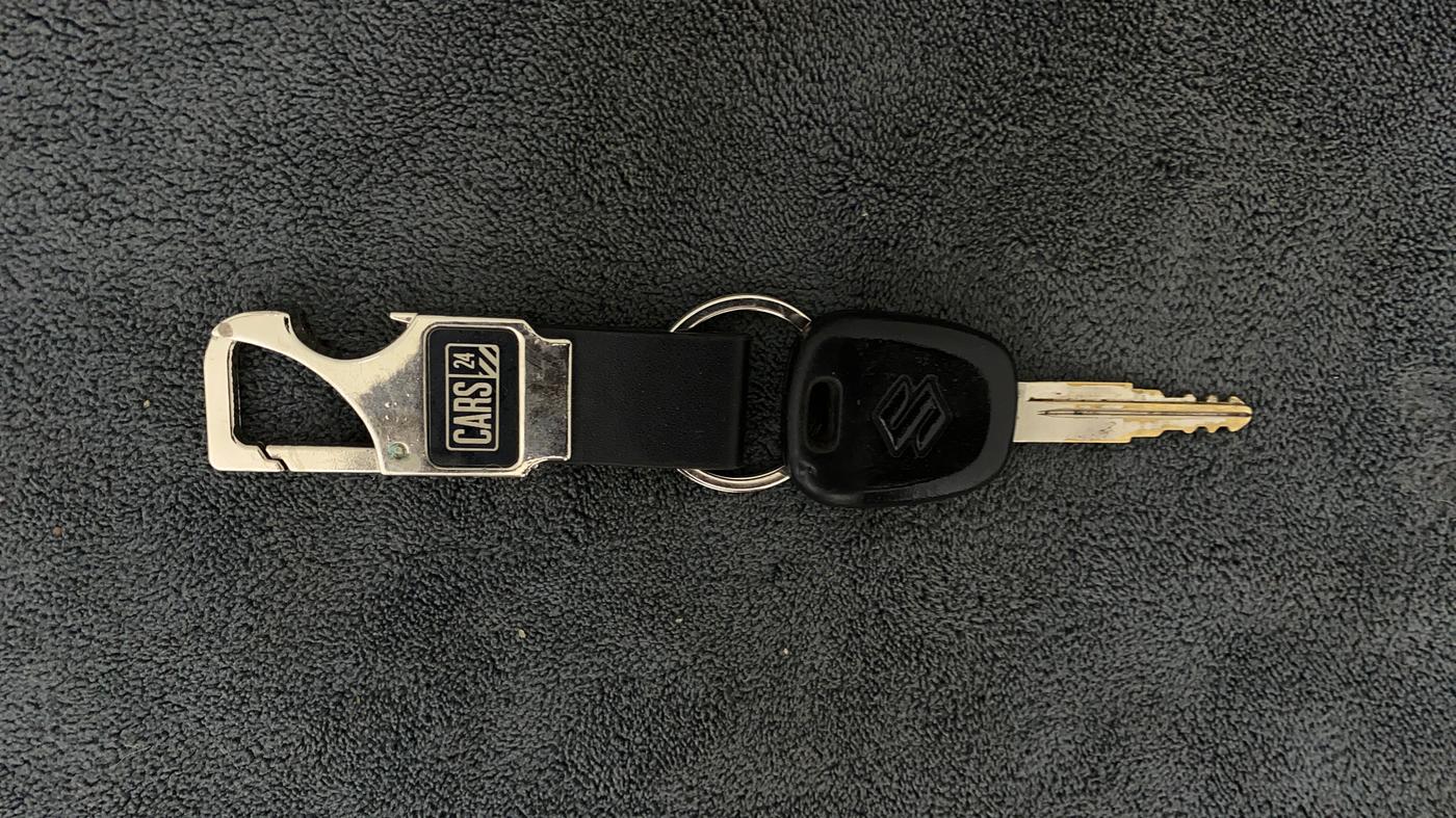 2019 Maruti Alto LXI, Petrol, Manual, 58,976 km, Key Close Up